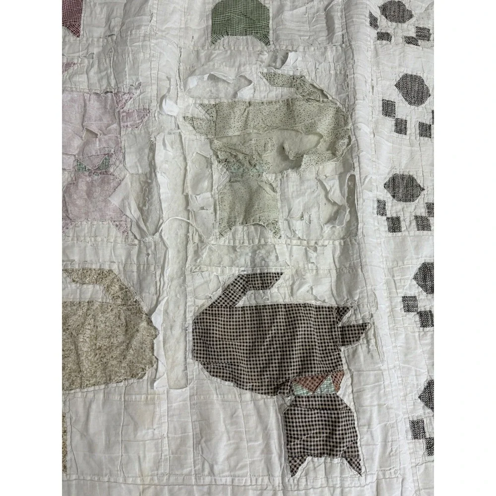 VTG Cat Kitten Quilt 61x76 Cottage Core Whimsical Patchwork Floral CUTTER FLAWs